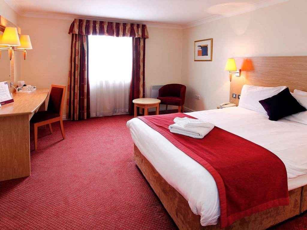 Mercure Chester North Woodhey House Hotel Ellesmere Port Zimmer foto